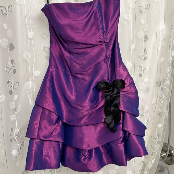 Strapless prom style dress size 8 purple - Picture 2 of 7